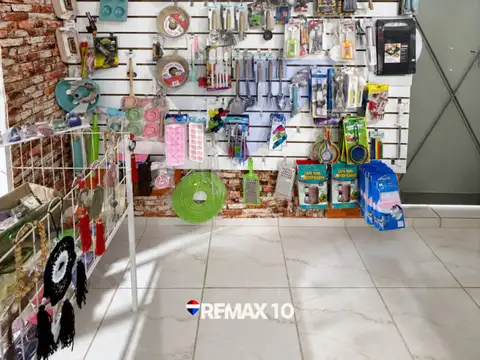 Local en Venta 76 años