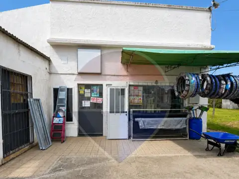 Llave Ferretería, Pinturería y Bazar Funcionando