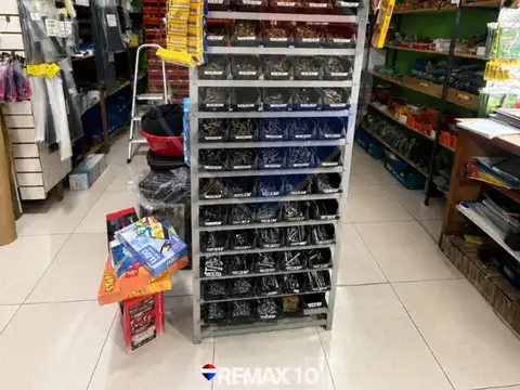 Llave Ferretería, Pinturería y Bazar Funcionando
