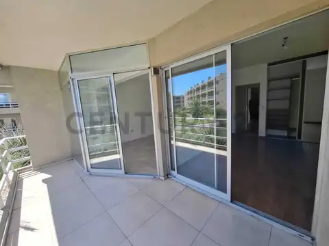 Departamento en Venta en Condominio Pilar, USD 109.000