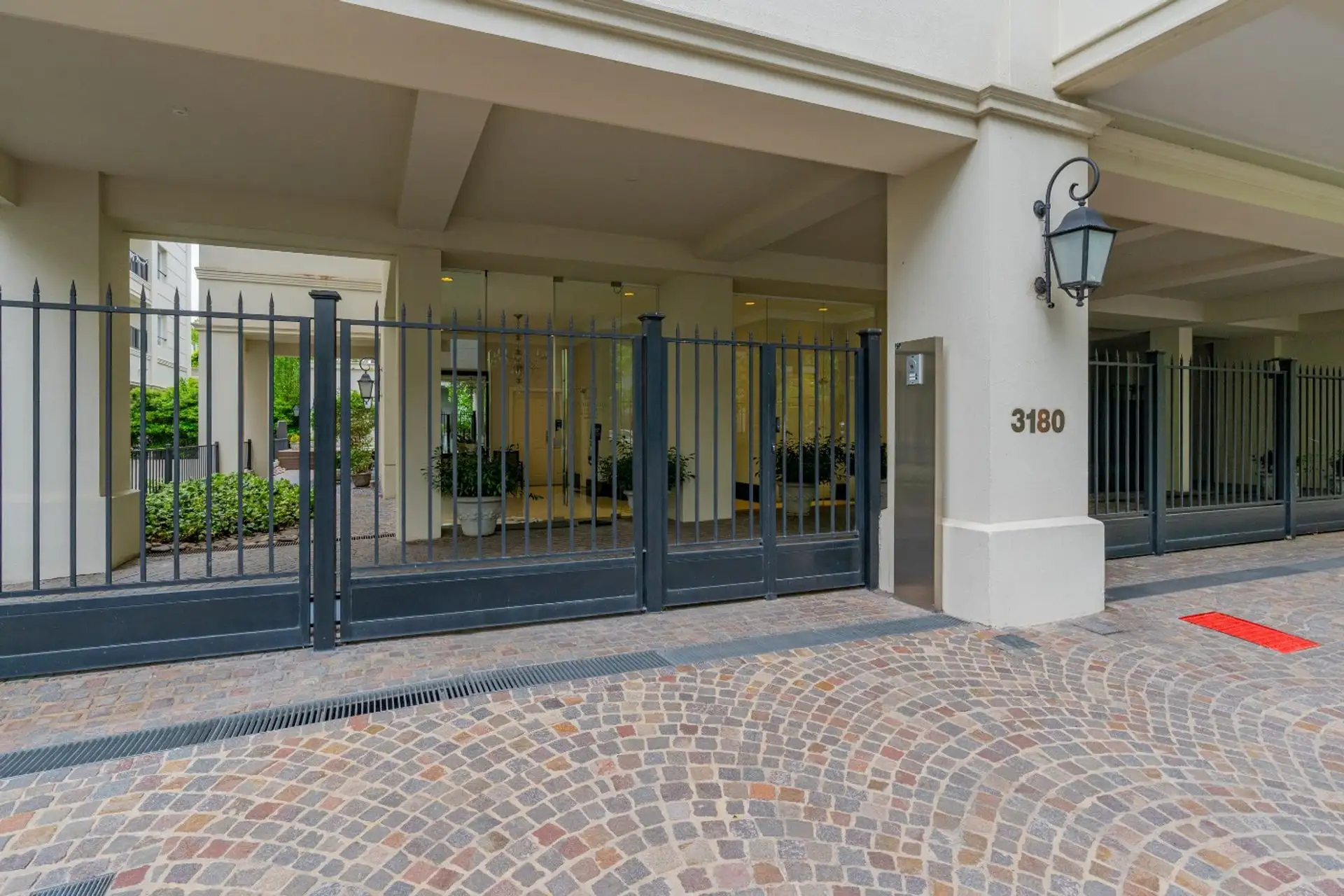 Departamento 4 amb. Venta Zona Güemes c 2 cocheras