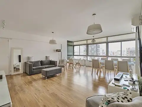 Departamento 4 ambientes Luminoso Impecable cochera y baulera en Palermo