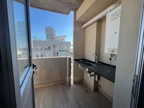 Departamento 3 ambientes con 3 baños