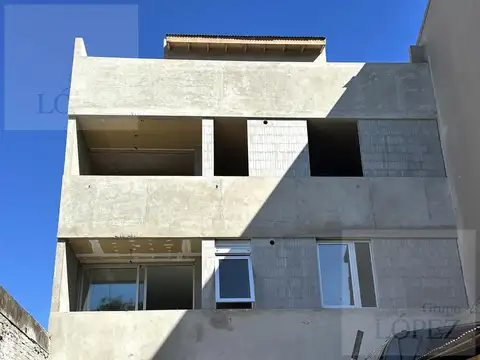 VENTA Depto PH 4 ambientes en Florida, 3 dorm 2 baños completos, bajas expensas