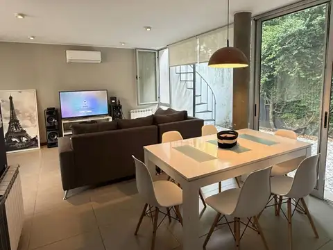 Casa - Alquiler - Argentina, City Bell - Calle 462