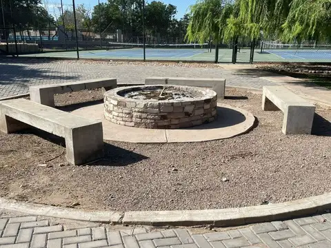 Casa en Venta en Rodeo del Medio, USD 215.000