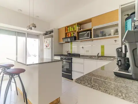OPORTUNIDAD - VENTA DE PH 4 AMB CON COCHERA EN VILLA DEVOTO - CONSTRUCTORA PEA
