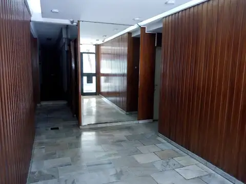 Cachimayo 100, Piso 8