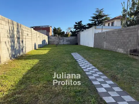 Casa en Venta en Bernal Oeste, USD 140.000