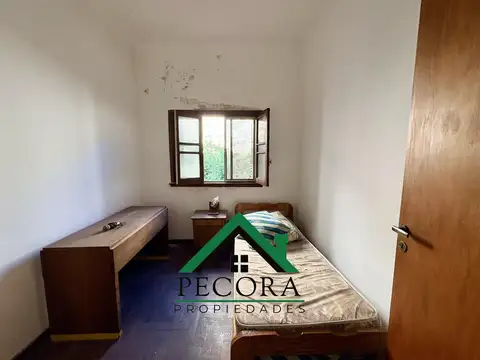 APTA CREDITO - Casa con Locales - Av. Tapia de cruz 1075 - Centro Belen de Escobar