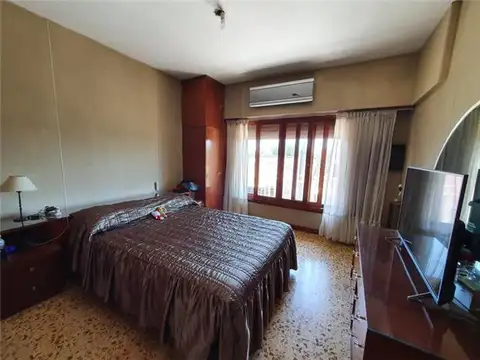 Casa en Venta en Temperley, USD 325.000