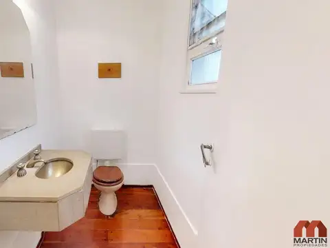 Casa 6 ambientes con 3 baños