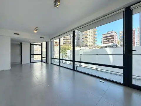 Departamento 3 ambientes con cochera · Varese