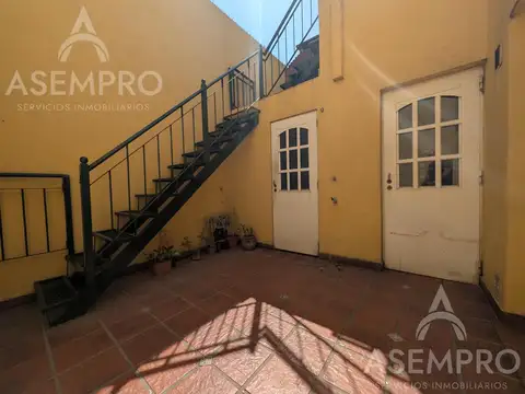 Depto Tipo Casa en Alquiler 40 años