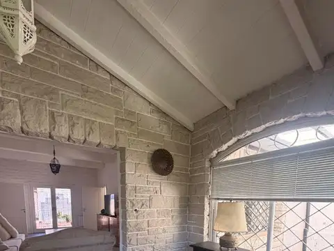 Casa en Alquiler de 3 dormitorios