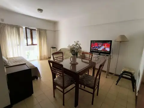 Hermoso departamento a 2 cuadras de la playa y 3 del centro.