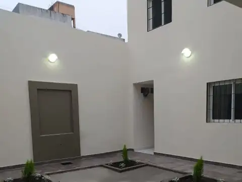 Departamento en Alquiler en Ciudadela, $ 250.000
