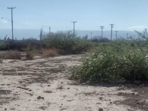 TERRENO EN BARRIO VISTAS DEL ESTE, SANTA LUCIA