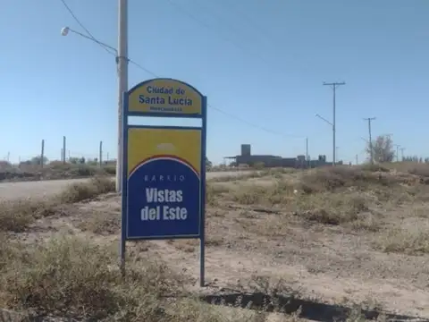 Terreno en Venta en Santa Lucia, USD 17.000