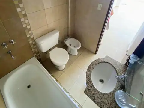 Departamento en Alquiler con 1 cochera