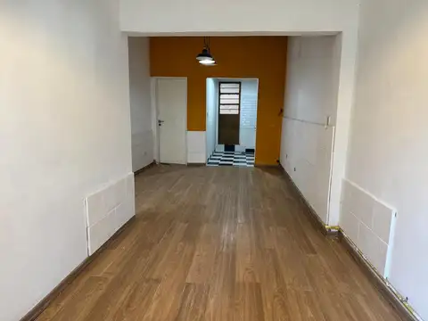 Depto Tipo Casa en Alquiler de 3 ambientes