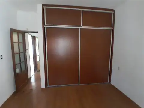 Casa en Venta en Alberdi, USD 95.000