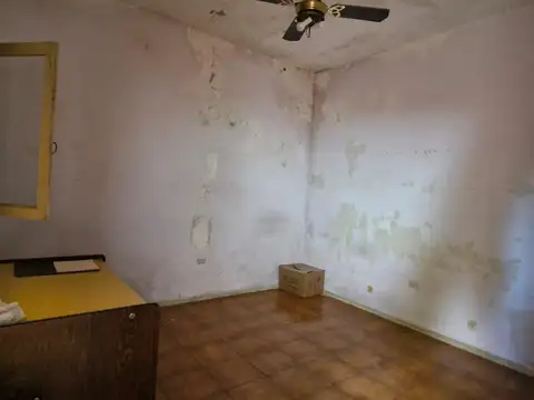 Depto Tipo Casa 5 ambientes con 2 baños