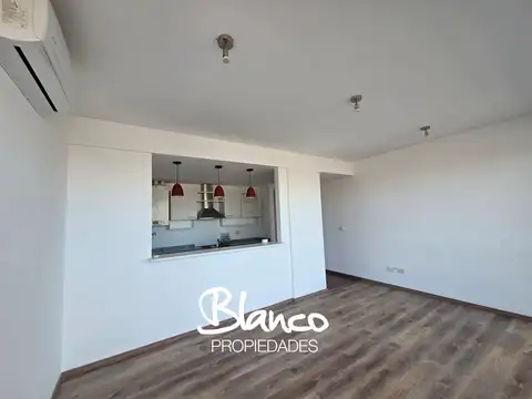 PUERTO ESCONDIDO - ESPIGÓN 12 100