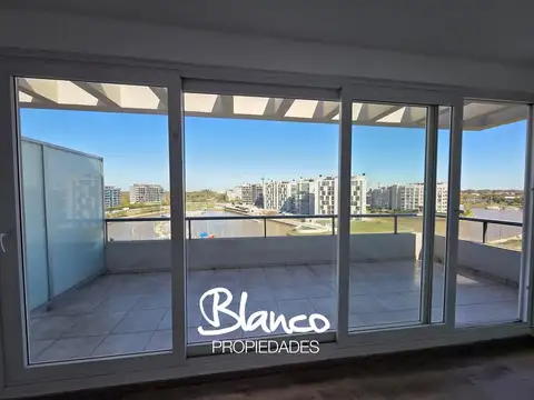 Departamento en Alquiler de 3 dormitorios