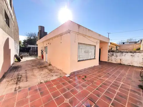 CASA 3 DORMITORIOS -BARRIO BELGRANO - PAMPA 5900