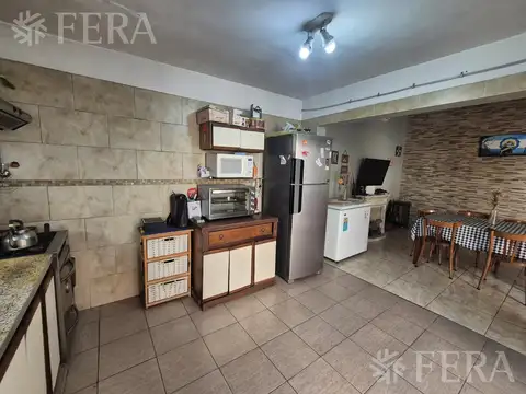 Depto Tipo Casa 4 ambientes con 2 baños