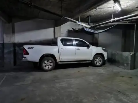 Cochera Fija  en Venta ubicado en Vicente López, G.B.A. Zona Norte, Argentina