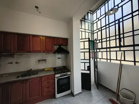 Depto Tipo Casa en Alquiler de 5 ambientes