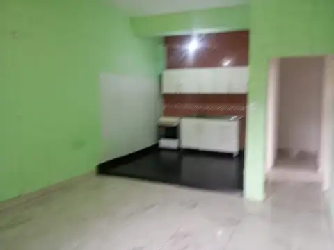 Depto Tipo Casa en Alquiler de 3 ambientes