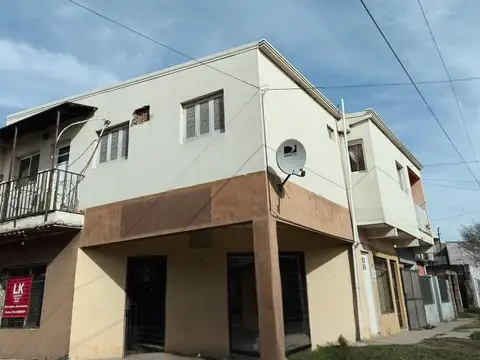 OPORTUNIDAD DE INVERSION 1 CASA Y 5 DPTOS