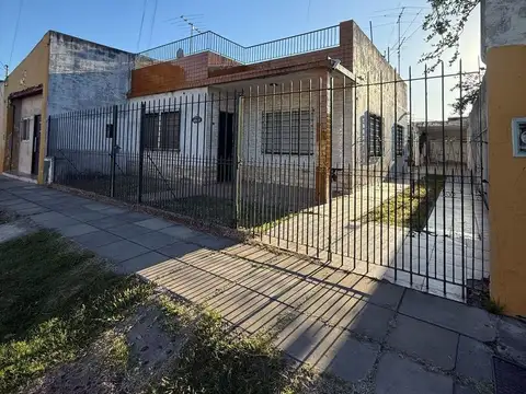 Casa 3 amb en venta Villa Tesei c/jardín y cochera