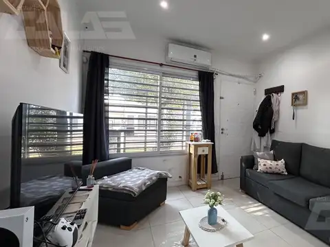 Depto Tipo Casa 3 ambientes con 1 baño