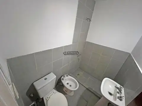 Depto Tipo Casa en Alquiler en San Antonio de Padua, $ 500.000
