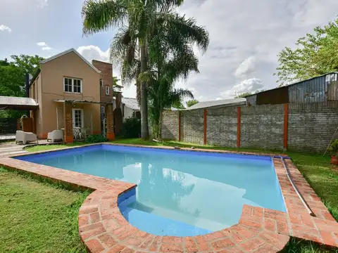 CASA 2 DORMITORIOS EN VENTA CITY BELL APTA BANCO