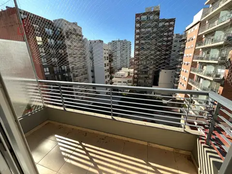 Departamento en Alquiler con 1 cocheras