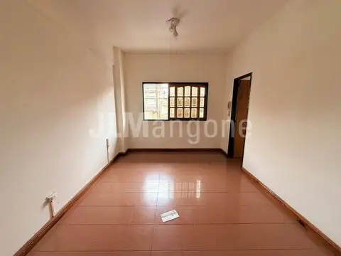 Oficina 2 ambientes con 2 baños