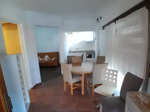 Depto Tipo Casa 3 ambientes con 1 baño