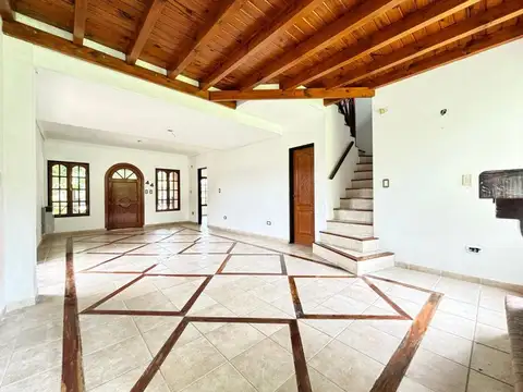 Maipú 1300