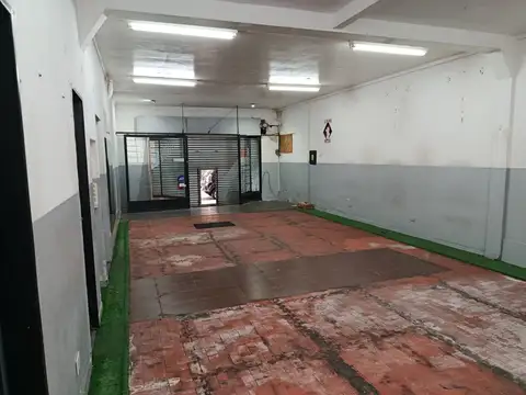 Local en Alquiler 40 años