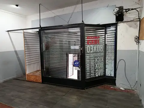 Gran local en alquiler en Almagro, a metros de la plaza