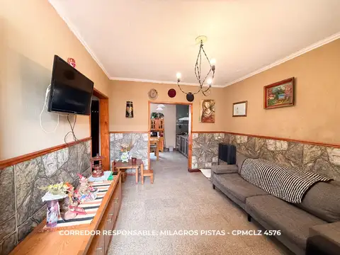 Casa en Venta con 1 cochera