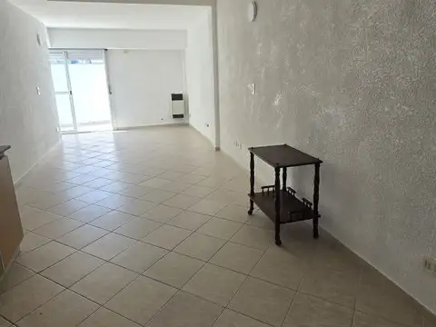 Depto Tipo Casa en Venta al Oeste