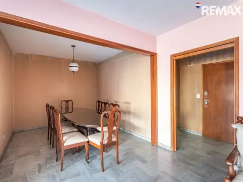 Departamento 4 ambientes con 2 baños