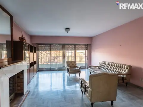 VENTA DEPARTAMENTO MORON CENTRO 4 AMBIENTES BALCON