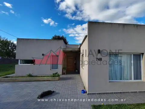 CASA MODERNA EN VENTA – GENERAL LAS HERAS